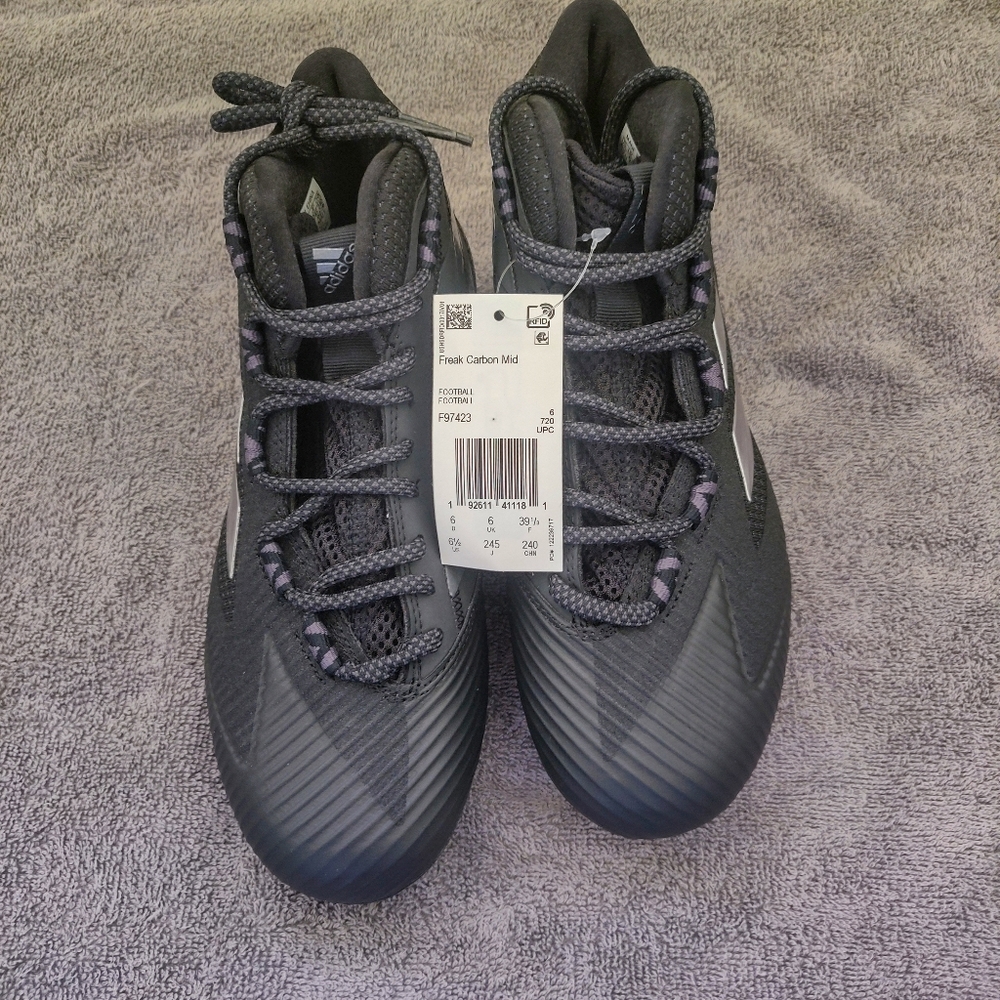 Adidas Freak Carbon Mid Football Cleat NWT